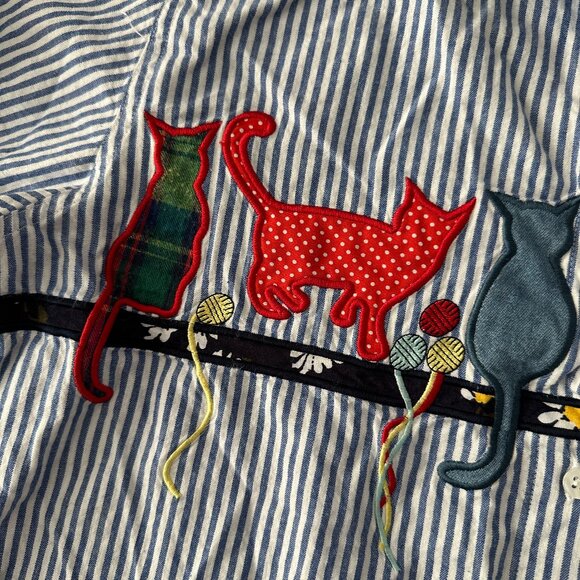 Two Twenty Button Down Cat Applique Shirt Blouse Top Women's 10 M - Picture 2 of 6